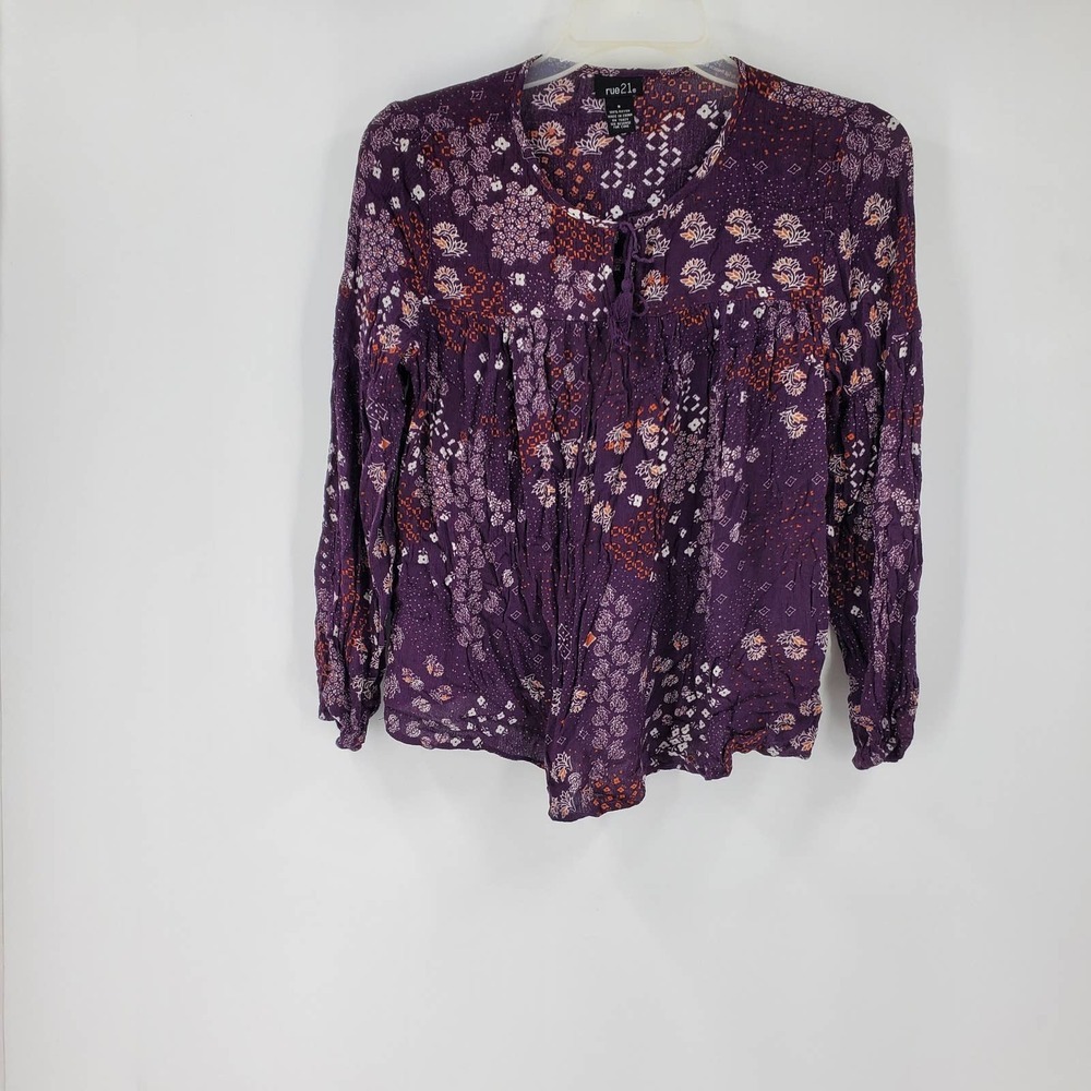 🩵RUE 21 Woman S Purple Long Sleeve floral rayon Blouse
